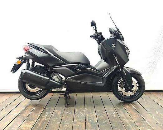 YAMAHA XMAX 250 CONNECTED ABS YAMAHA XMAX 250 CONNECTED ABS